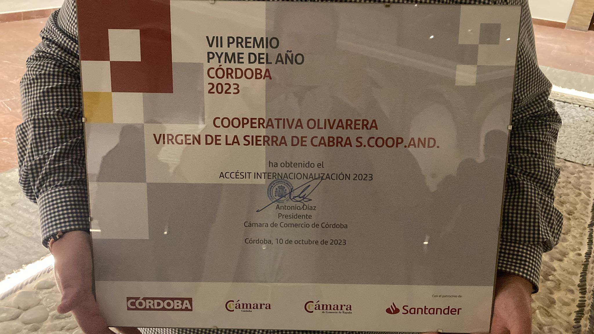 The Virgen de la Sierra de Cabra Olive Cooperative receives a second prize at the Córdoba SME of the Year Awards - 2